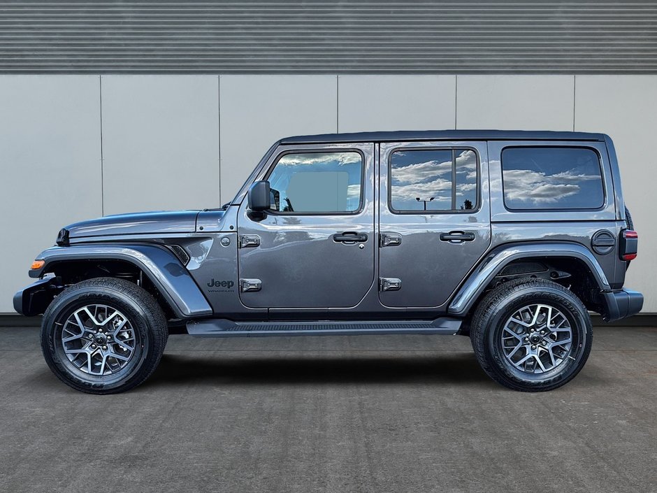 Jeep WRANGLER 4-Door SAHARA 2025-4