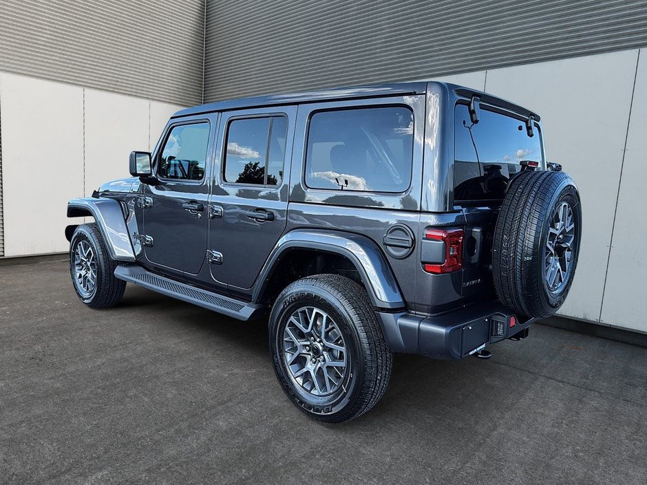 Jeep WRANGLER 4-Door SAHARA 2025-3