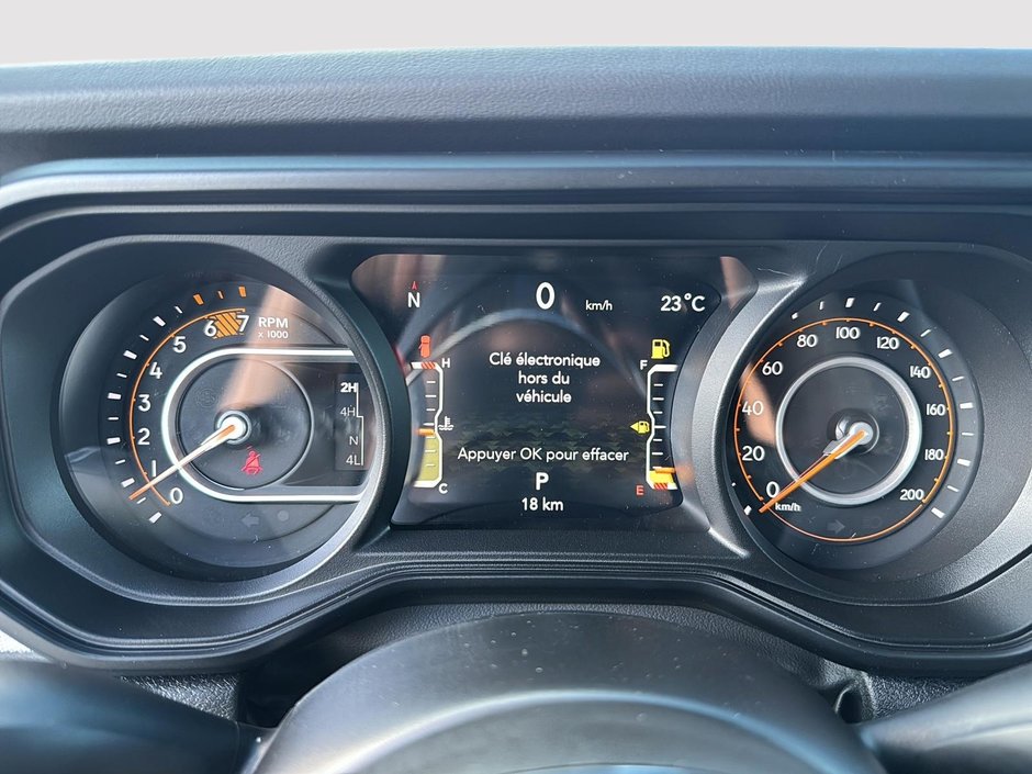 Jeep WRANGLER 4-Door SAHARA 2025-12