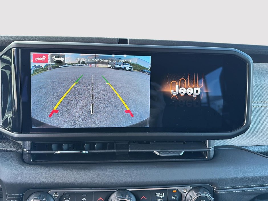 Jeep WRANGLER 4-Door SAHARA 2025-16