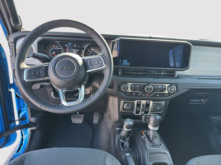 Jeep WRANGLER 4-Door SAHARA 2025-9
