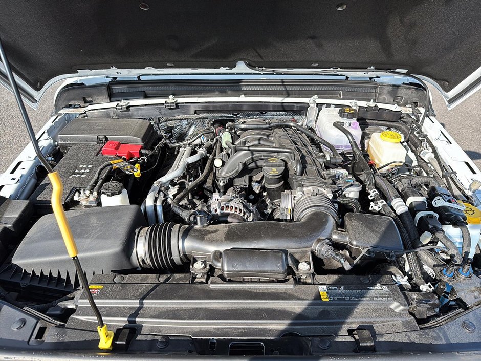 Jeep WRANGLER 4-Door SAHARA 2025-7