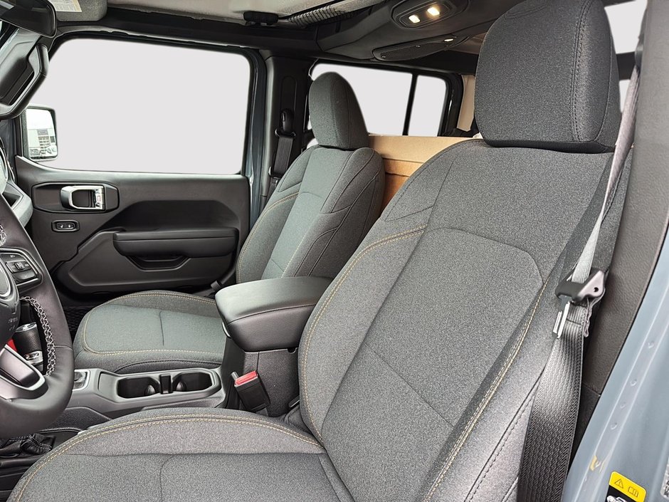 Jeep Wrangler 4-Door WILLYS 2025-8