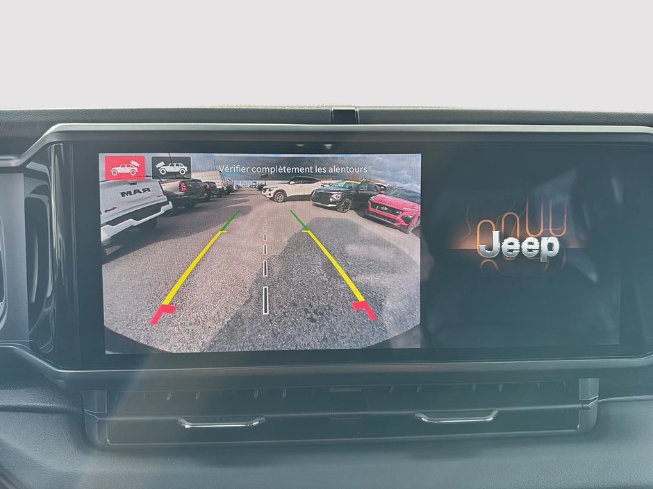 2026 Jeep Wrangler 4-Door SAHARA-17