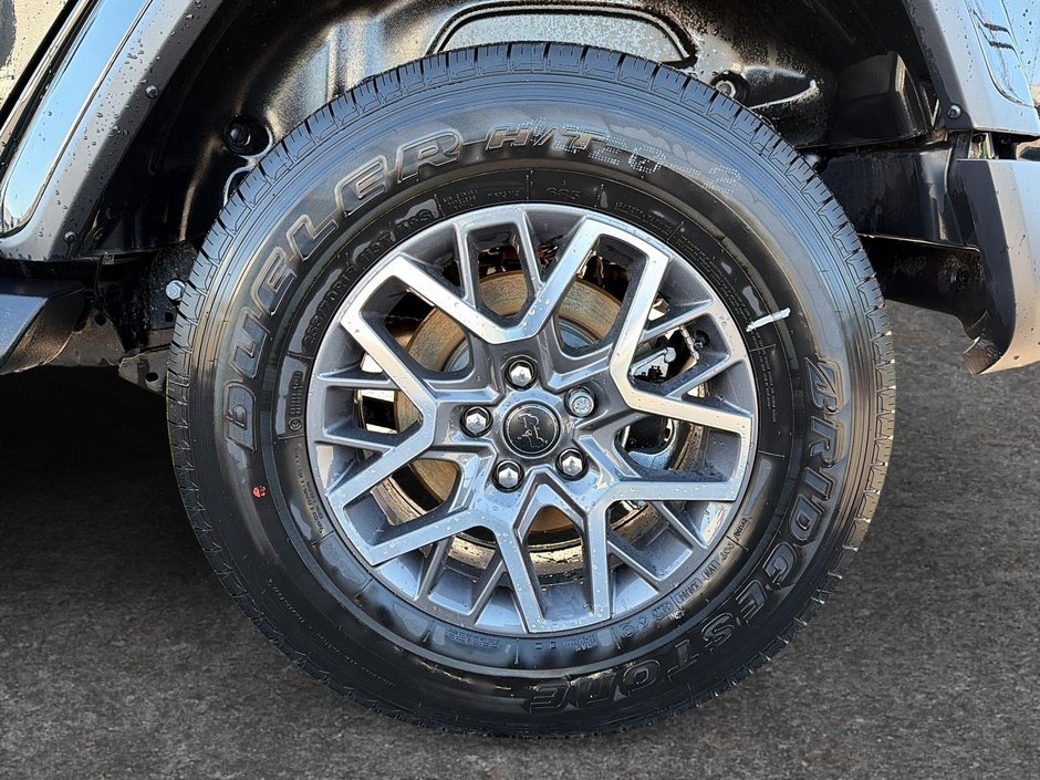 Jeep Wrangler 4-Door SAHARA 2026-6