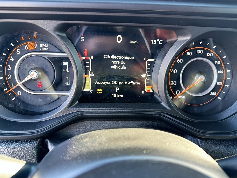 Jeep Wrangler 4-Door SAHARA 2026-11