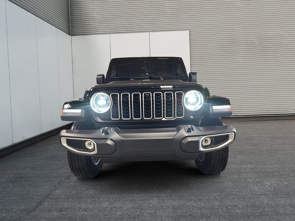 Jeep Wrangler 4-Door SAHARA 2026-1