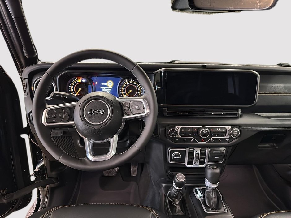 Jeep Wrangler 4-Door SAHARA 2026-9