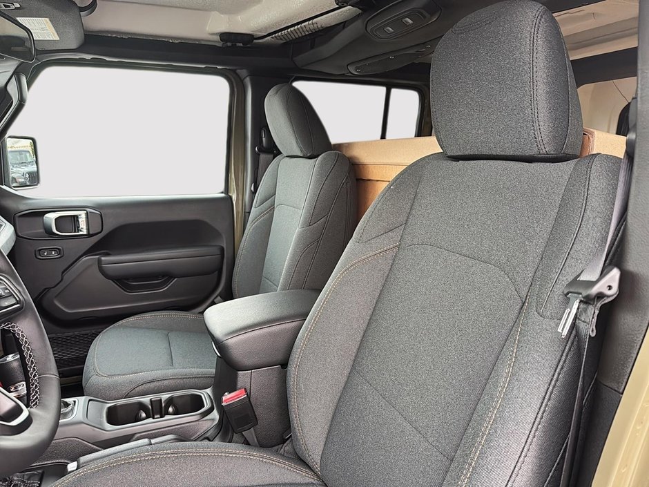 Jeep Wrangler 4-Door WILLYS 2026-8