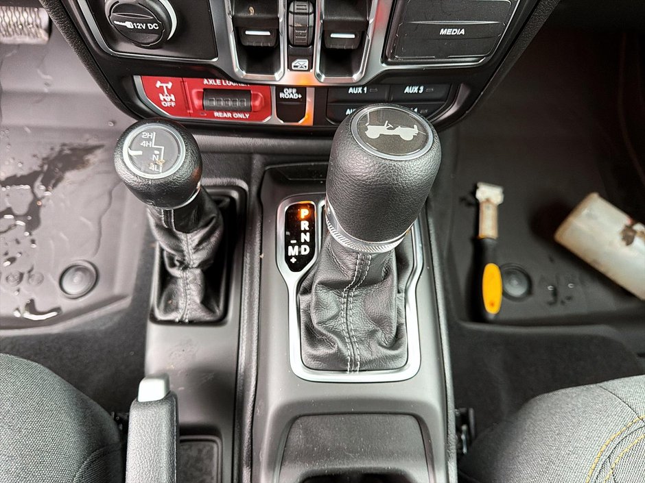 2026 Jeep Wrangler 4-Door WILLYS-14