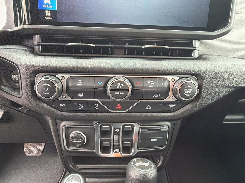 2026 Jeep Wrangler 4-Door SPORT-12