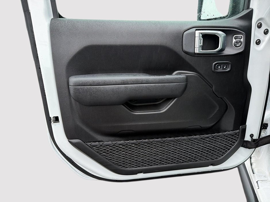 2026 Jeep Wrangler 4-Door WILLYS-10