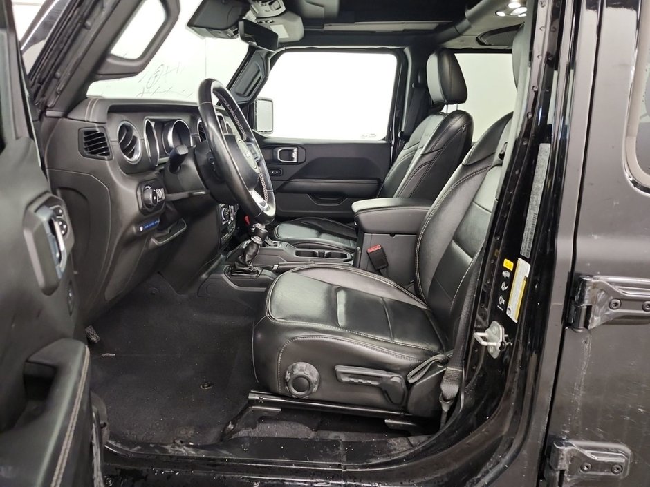 Jeep Wrangler 4xe Unlimited Sahara Sky-One Touch 2021-1