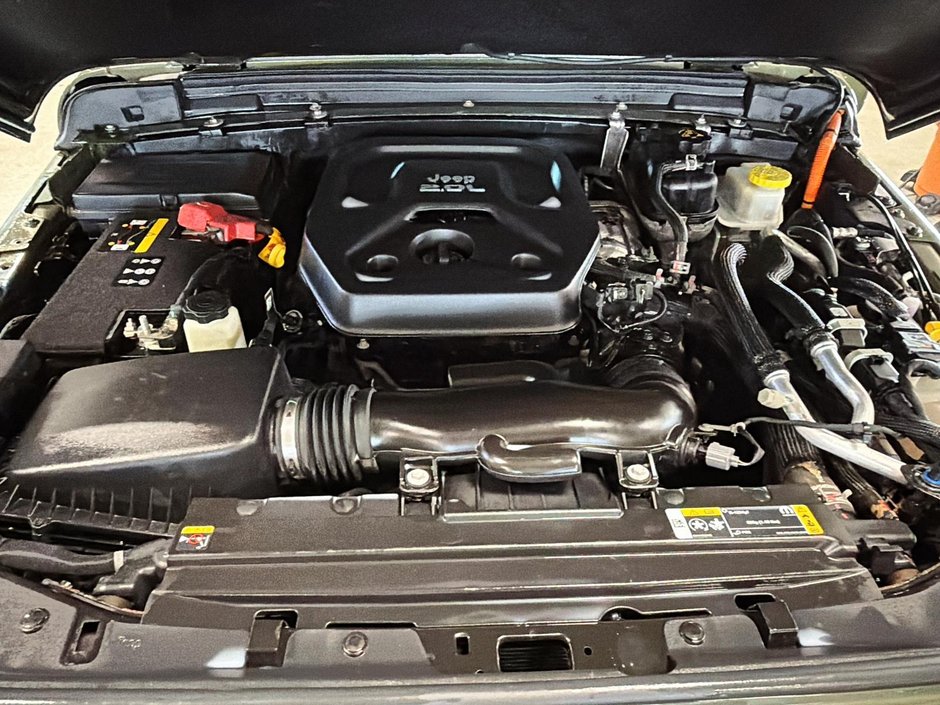 Jeep Wrangler 4xe Unlimited Sahara 2021-7