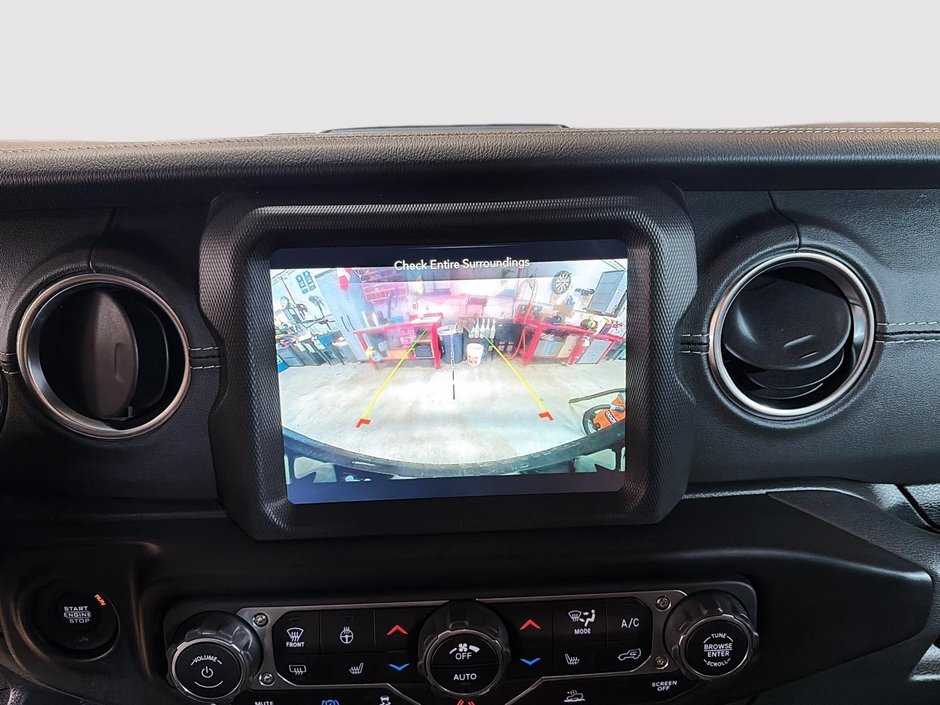 Jeep Wrangler 4xe Unlimited Sahara 2021-17