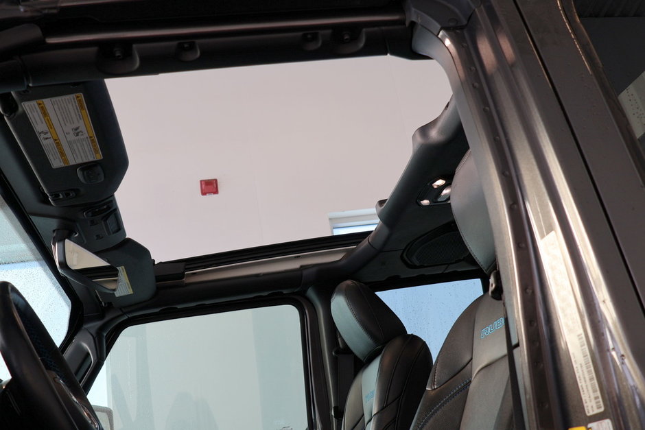 2022 Jeep Wrangler 4xe Unlimited Rubicon 4XE SKY ONE-TOUCH ELECTRIQUE!-3