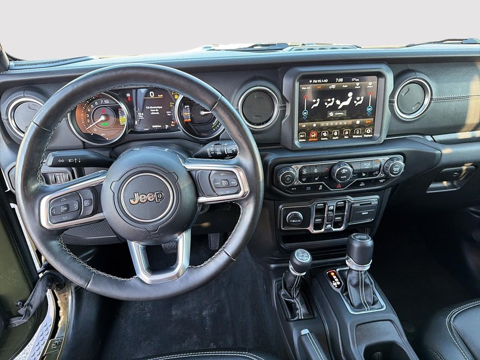 Jeep Wrangler 4xe UNLIMITED SAHARA 2022-9
