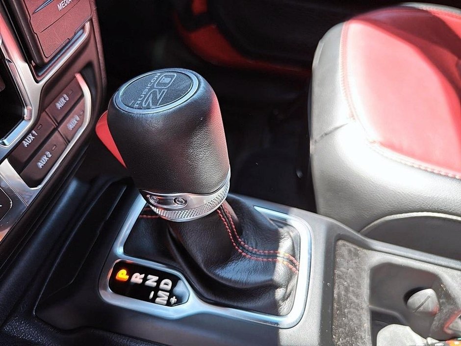 2023 Jeep Wrangler 4xe Rubicon 20e Anniversaire + Sky One Touch-14