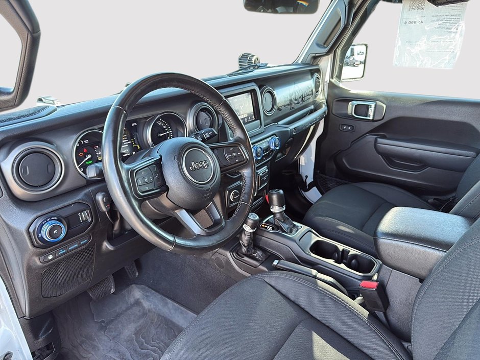 Jeep Wrangler 4xe Willys 2023-9