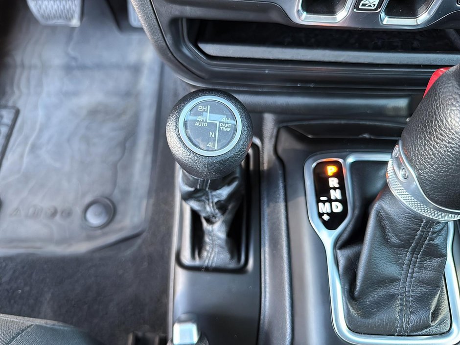 Jeep Wrangler 4xe Willys 2023-15