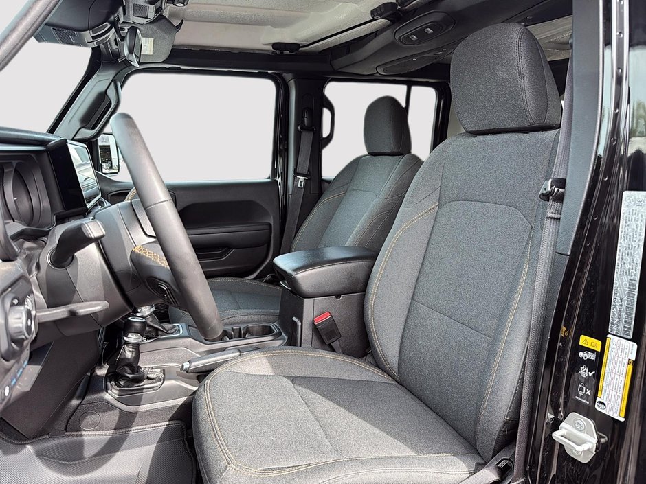 Jeep Wrangler 4xe Sport S 2024-8