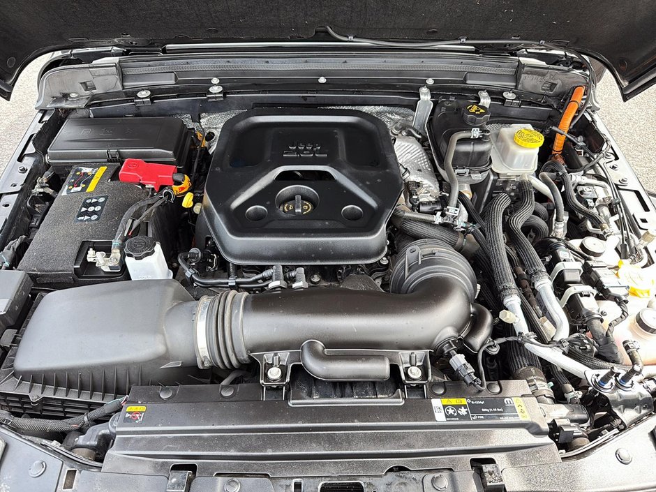 Jeep Wrangler 4xe Sport S 2024-7