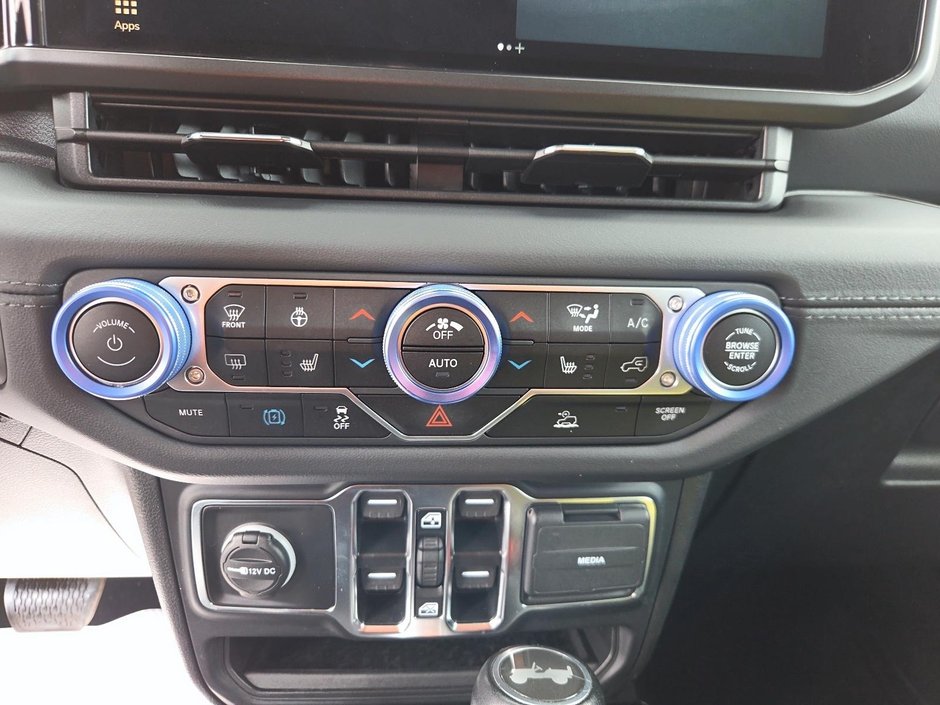 2024 Jeep Wrangler 4xe SAHARA 4XE • NAVIGATION • CUIR-13