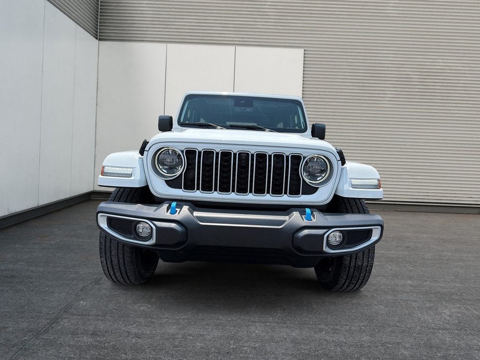 Jeep Wrangler 4xe Sahara 2024-1