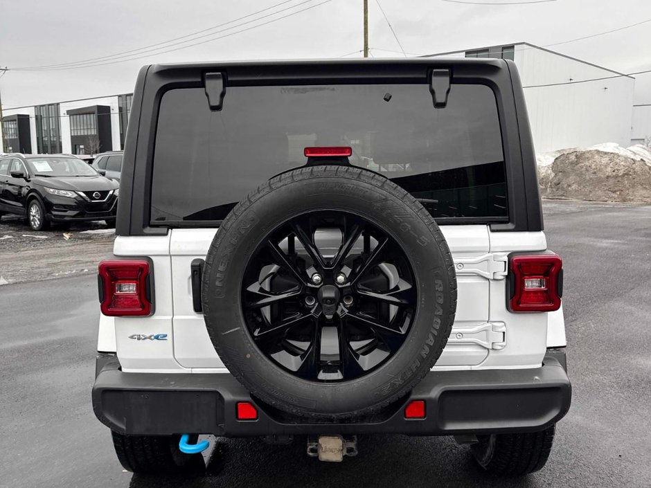 Jeep Wrangler 4xe Sahara 2024-3