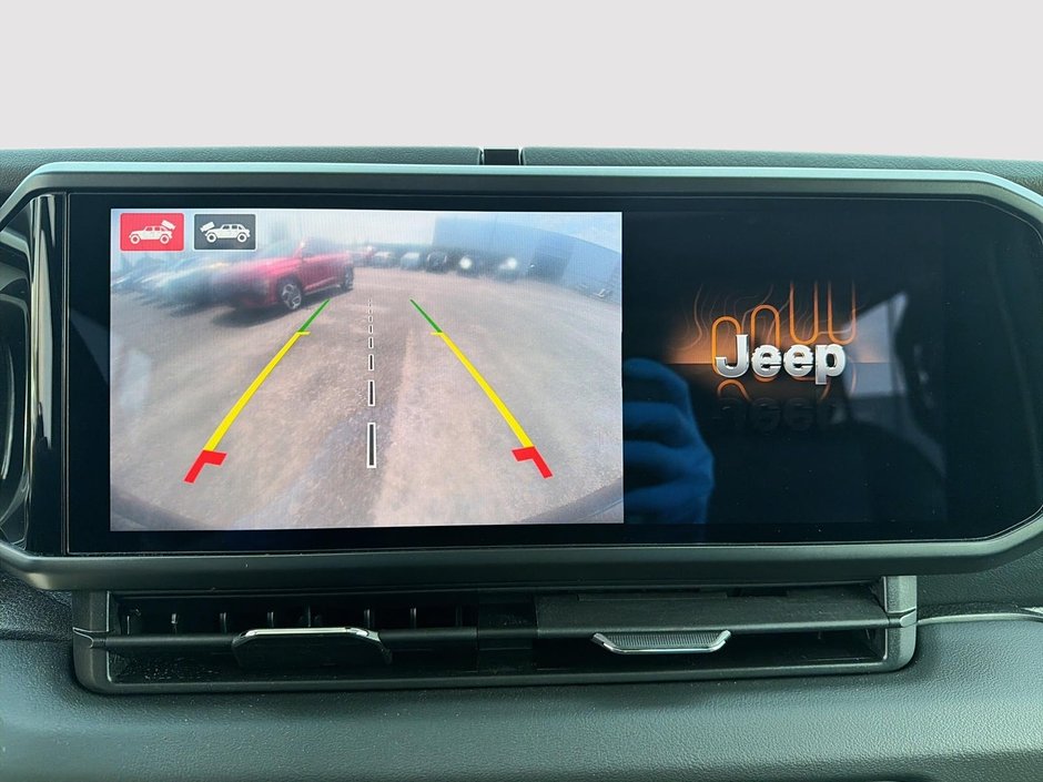 Jeep Wrangler 4xe Sahara 2024-16