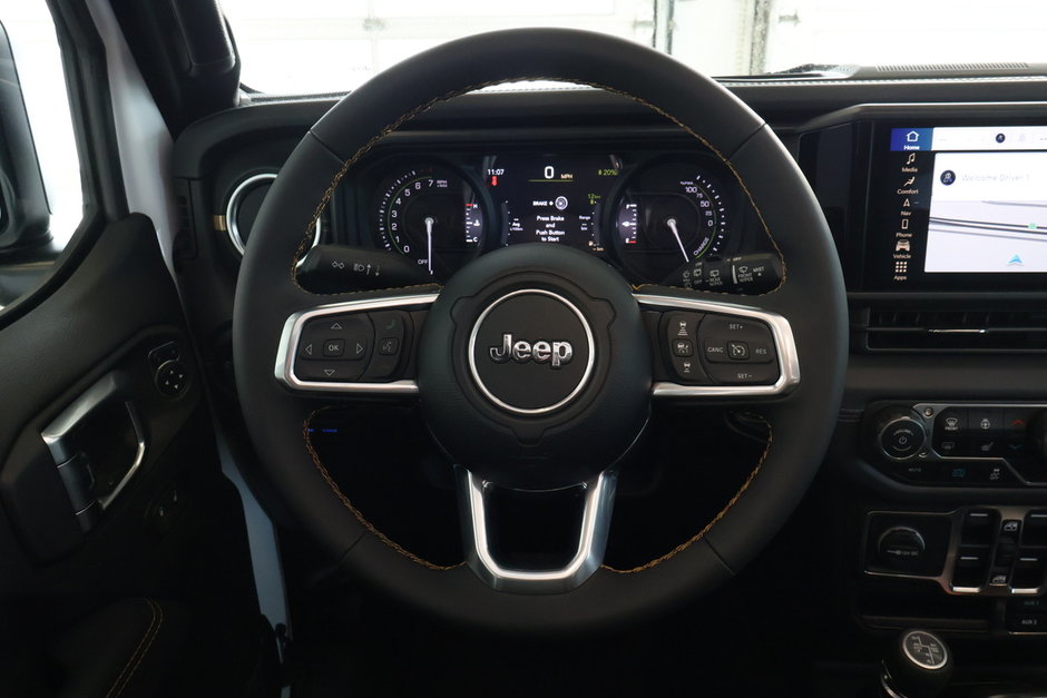 Jeep Wrangler 4xe SAHARA 2025-11