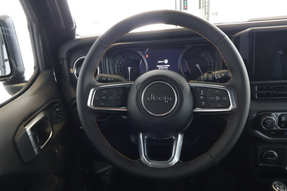 Jeep Wrangler 4xe SAHARA 2025-8