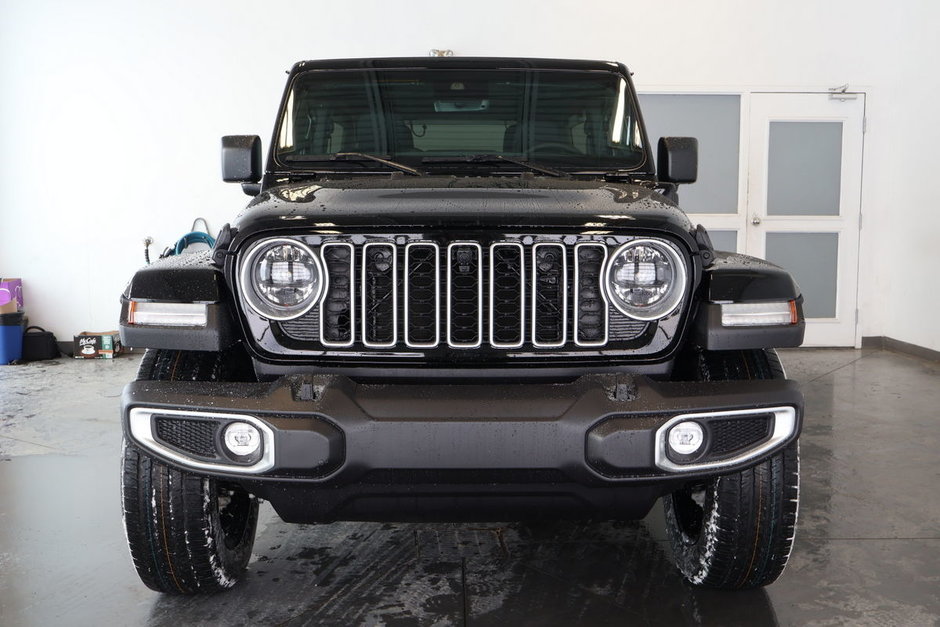 Jeep Wrangler 4xe SAHARA 2025-2