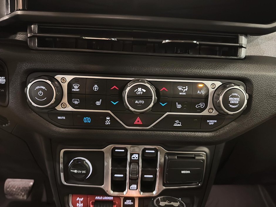 Jeep Wrangler 4XE WILLYS 2025-13