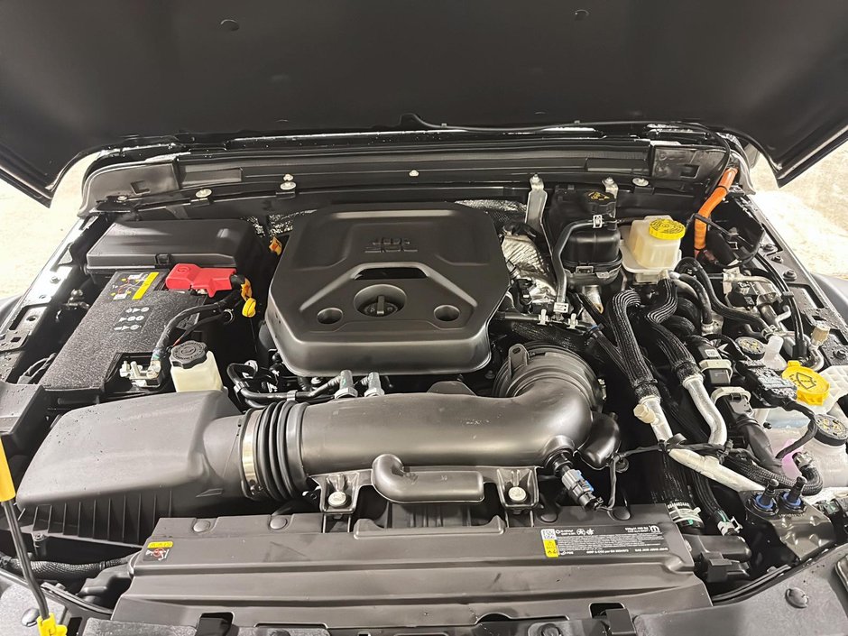 Jeep Wrangler 4XE WILLYS 2025-7