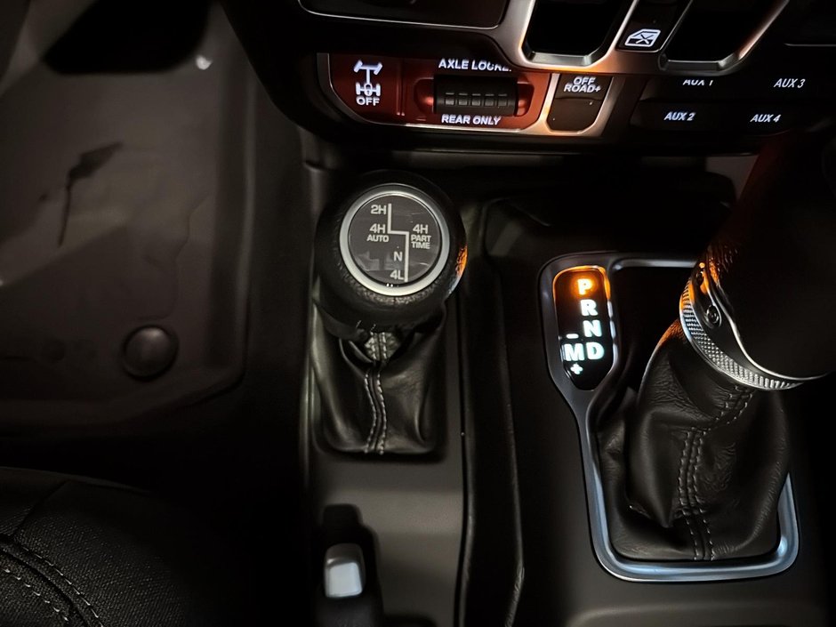 Jeep Wrangler 4XE WILLYS 2025-14