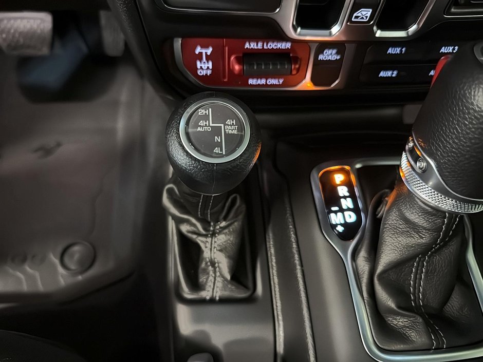 Jeep Wrangler 4XE WILLYS 2025-14