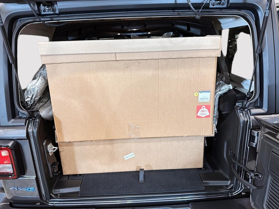 Jeep Wrangler 4XE WILLYS 2025-5