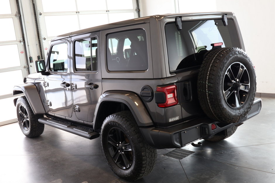 2021 Jeep Wrangler Unlimited 3.6L V6 Sahara Altitude-4