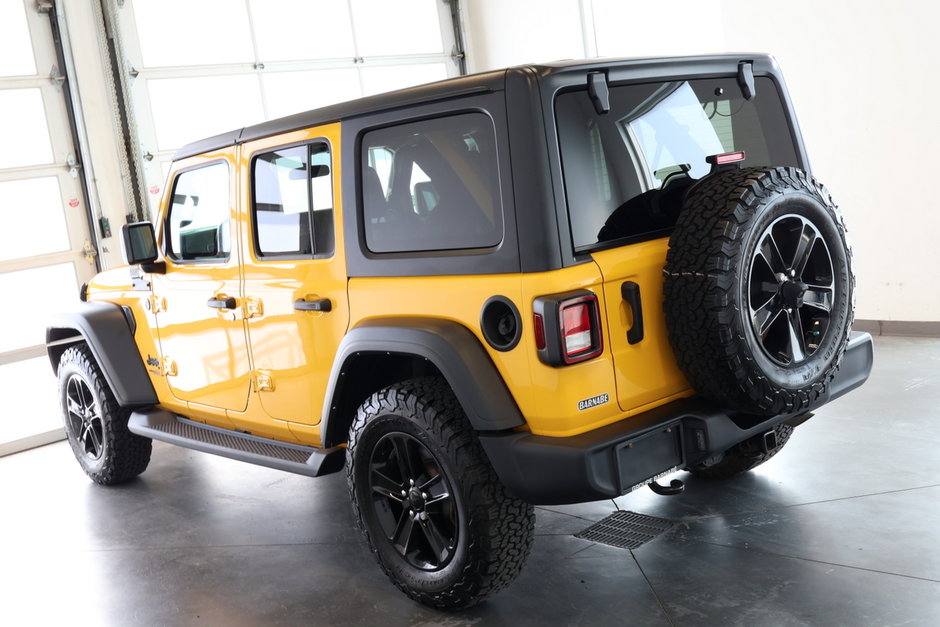 Jeep Wrangler Unlimited 3.6L V6 Sport Altitude 2021-4