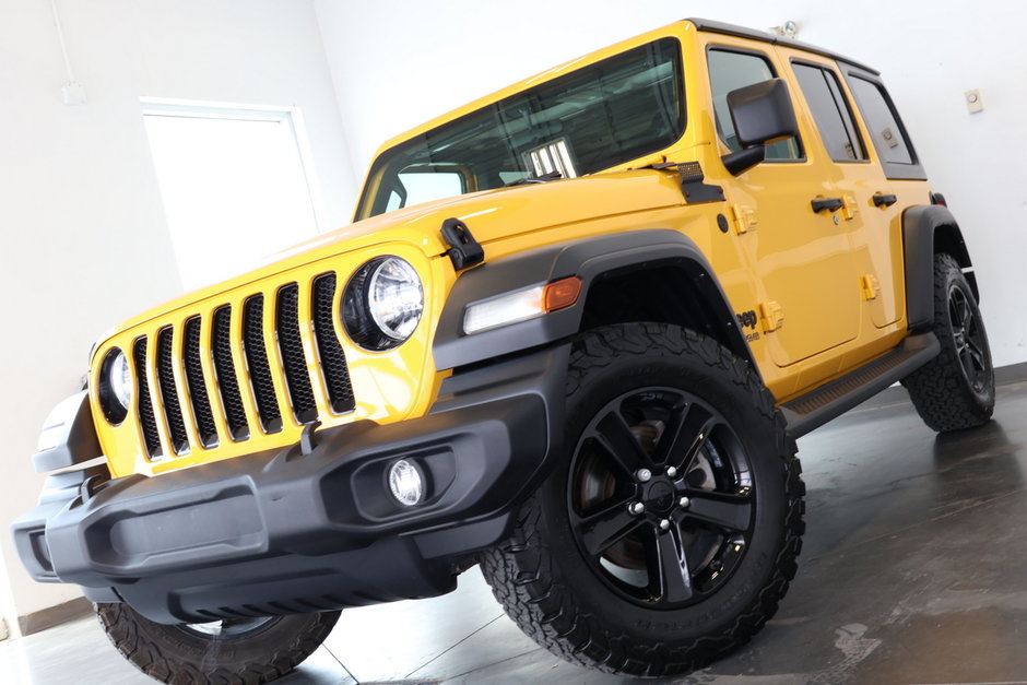 2021 Jeep Wrangler Unlimited 3.6L V6 Sport Altitude-1