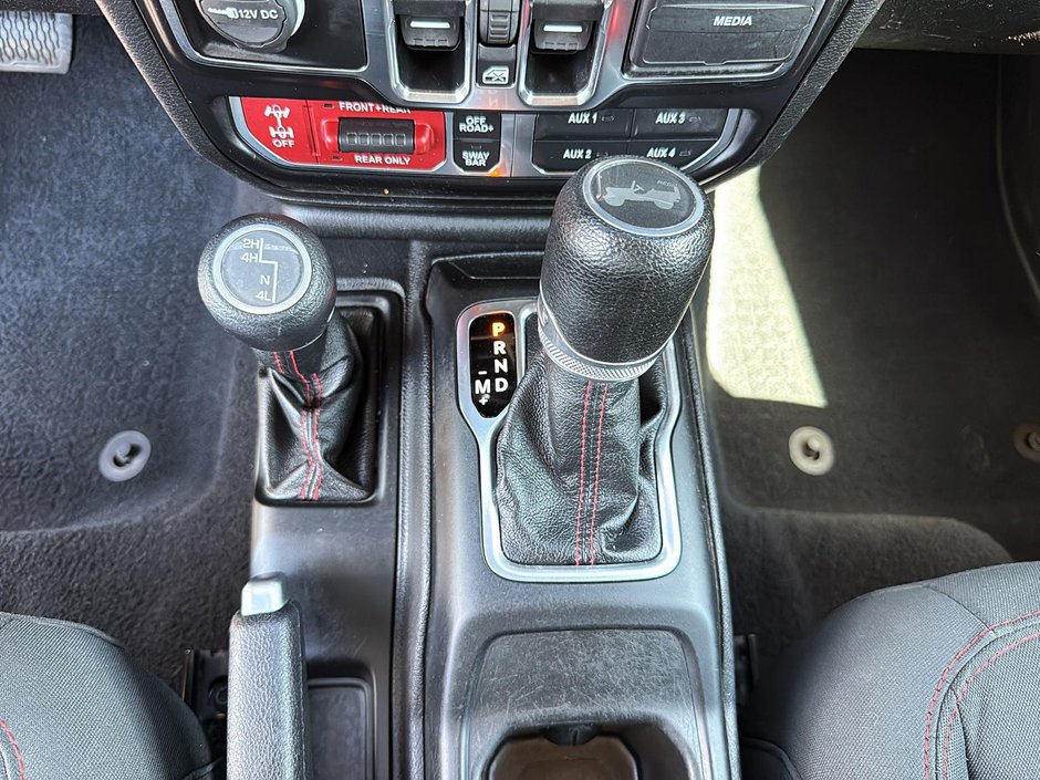 Jeep Wrangler Unlimited Rubicon 2021-13