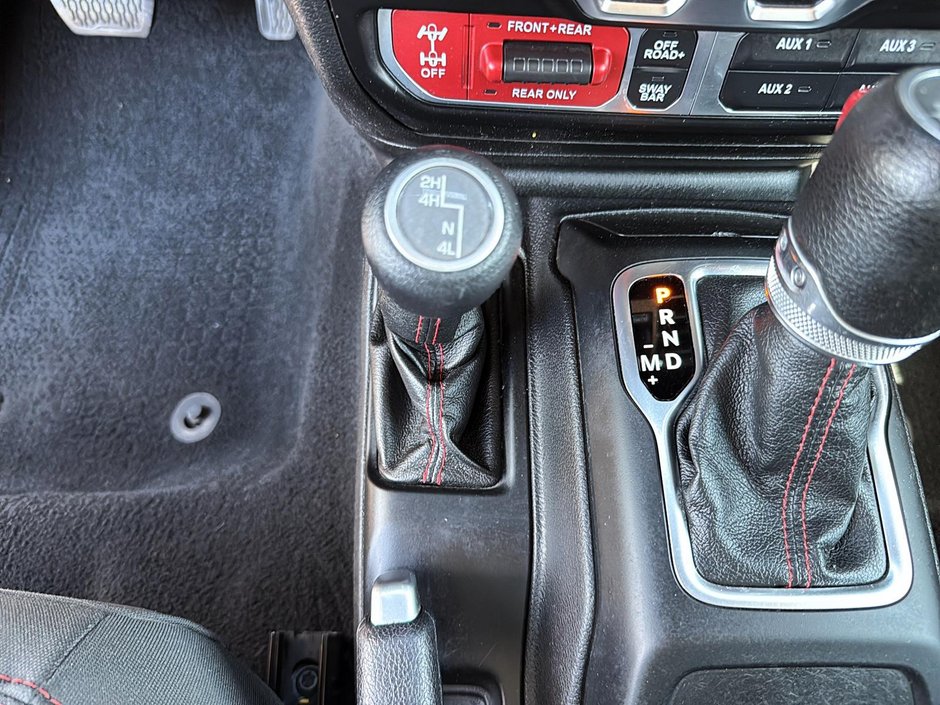 Jeep Wrangler Unlimited Rubicon 2021-14