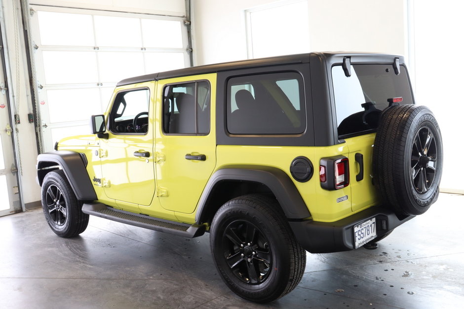 2023 Jeep Wrangler Sport Altitude-3