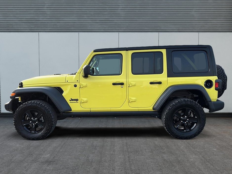 Jeep Wrangler Unlimited Sport Altitude | Look noir, 4×4 2023-4