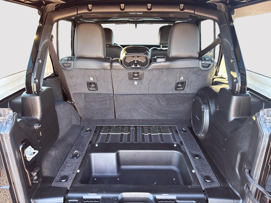 2023 Jeep Wrangler Sahara Altitude V6 SKY ONE TOUCH-5