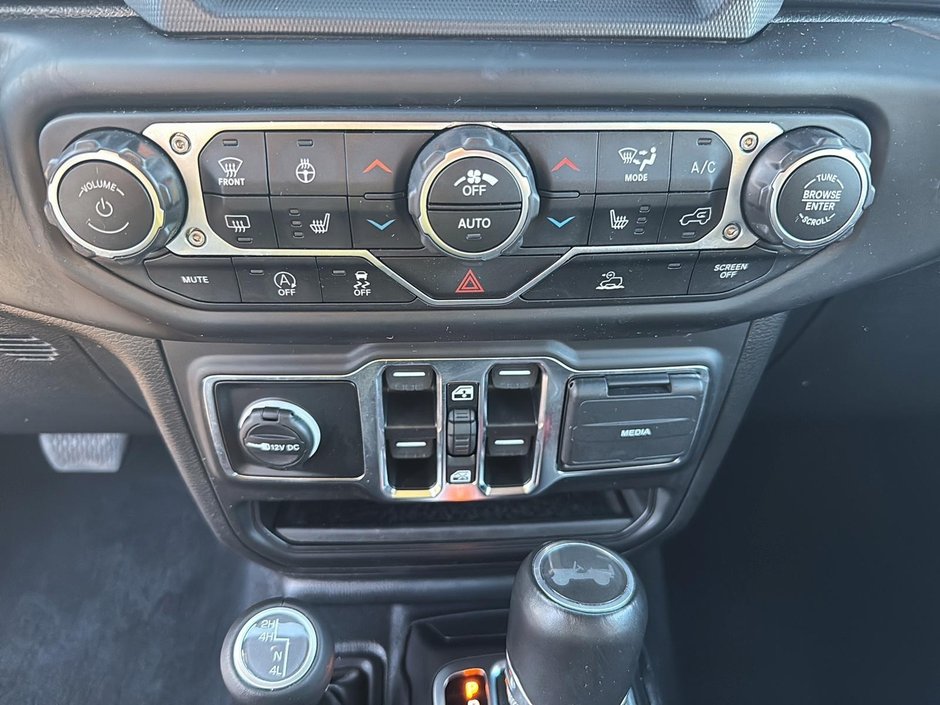 2023 Jeep Wrangler Sahara Altitude V6 SKY ONE TOUCH-13