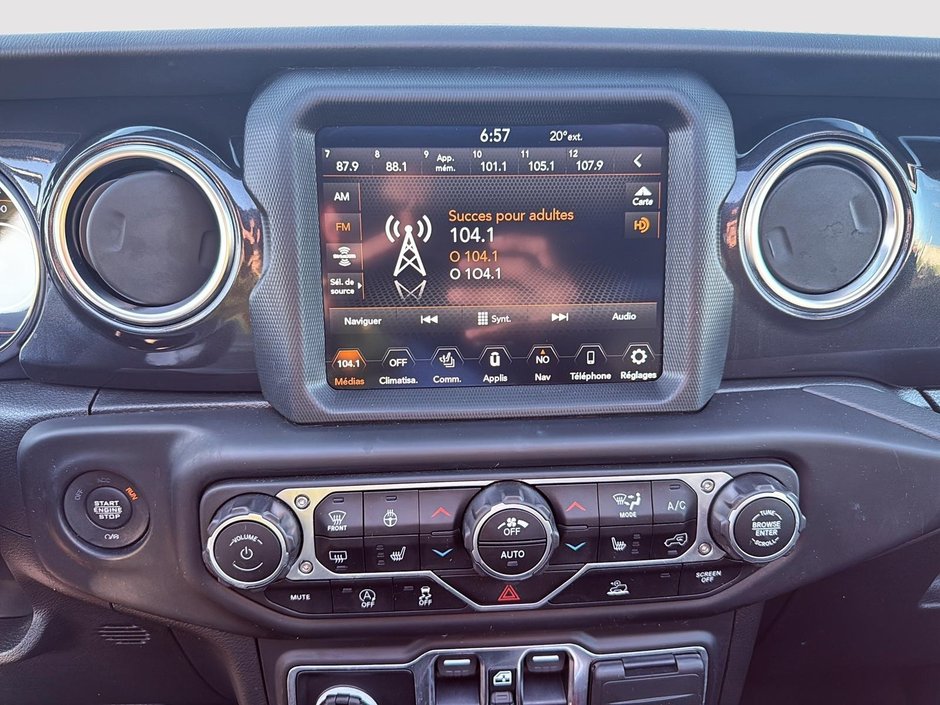 2023 Jeep Wrangler Sahara Altitude V6 SKY ONE TOUCH-18