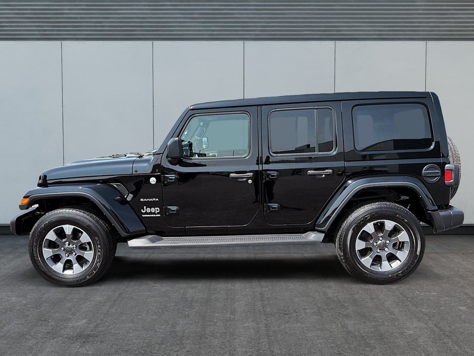 Jeep Wrangler Sahara 3.6L V6 SKY ONE TOUCH 2023-4