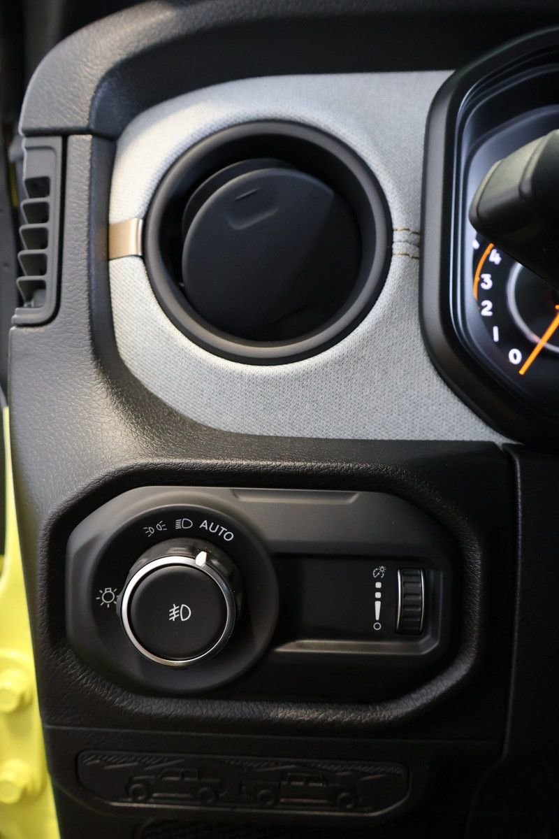 Jeep Wrangler WILLYS 4X4 TOIT-RIGIDE 2024-18